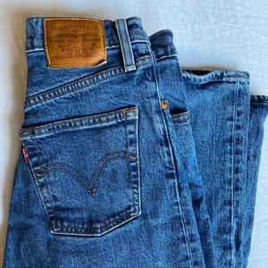 Levi’s Ribcage Straight Ankle Jean